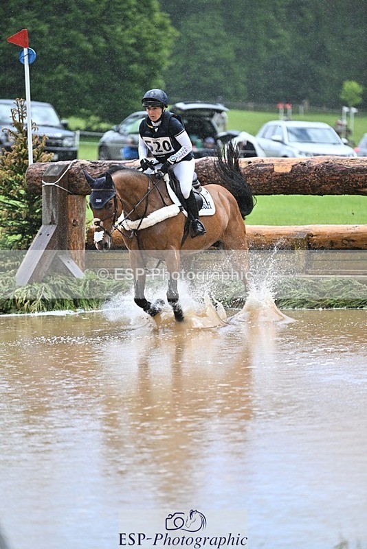 240526-133826-22980 - 520-LONDON_52-Laura_Collett