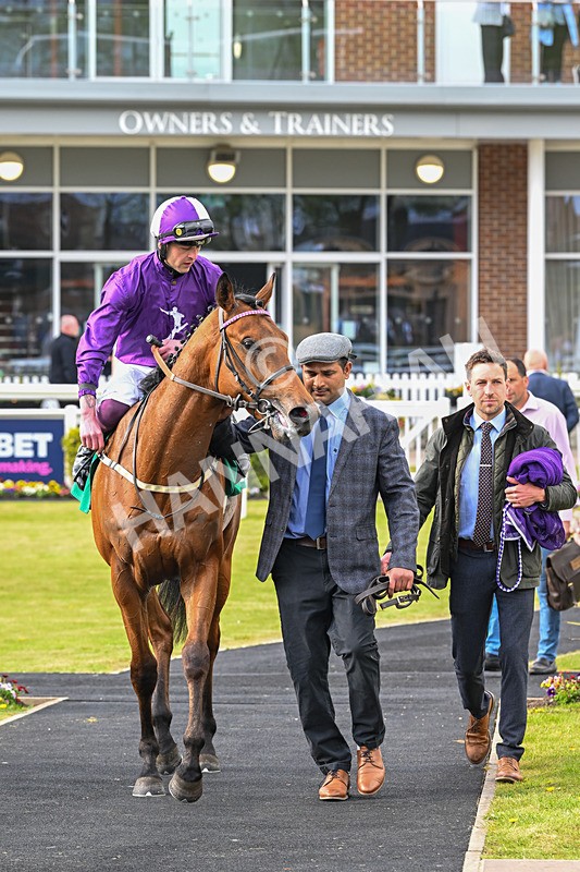 220425-Race 2-Jan Steen-8798 - Race 2