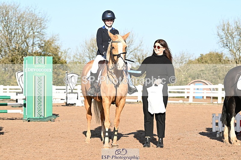 241026A-103136-00161 - SAT Cls 3 Pony Intro 70cm