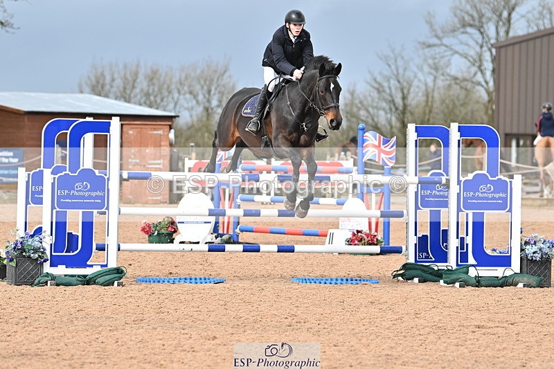 240315A-122231-00902 - Cls 3 Snr Foxhunter