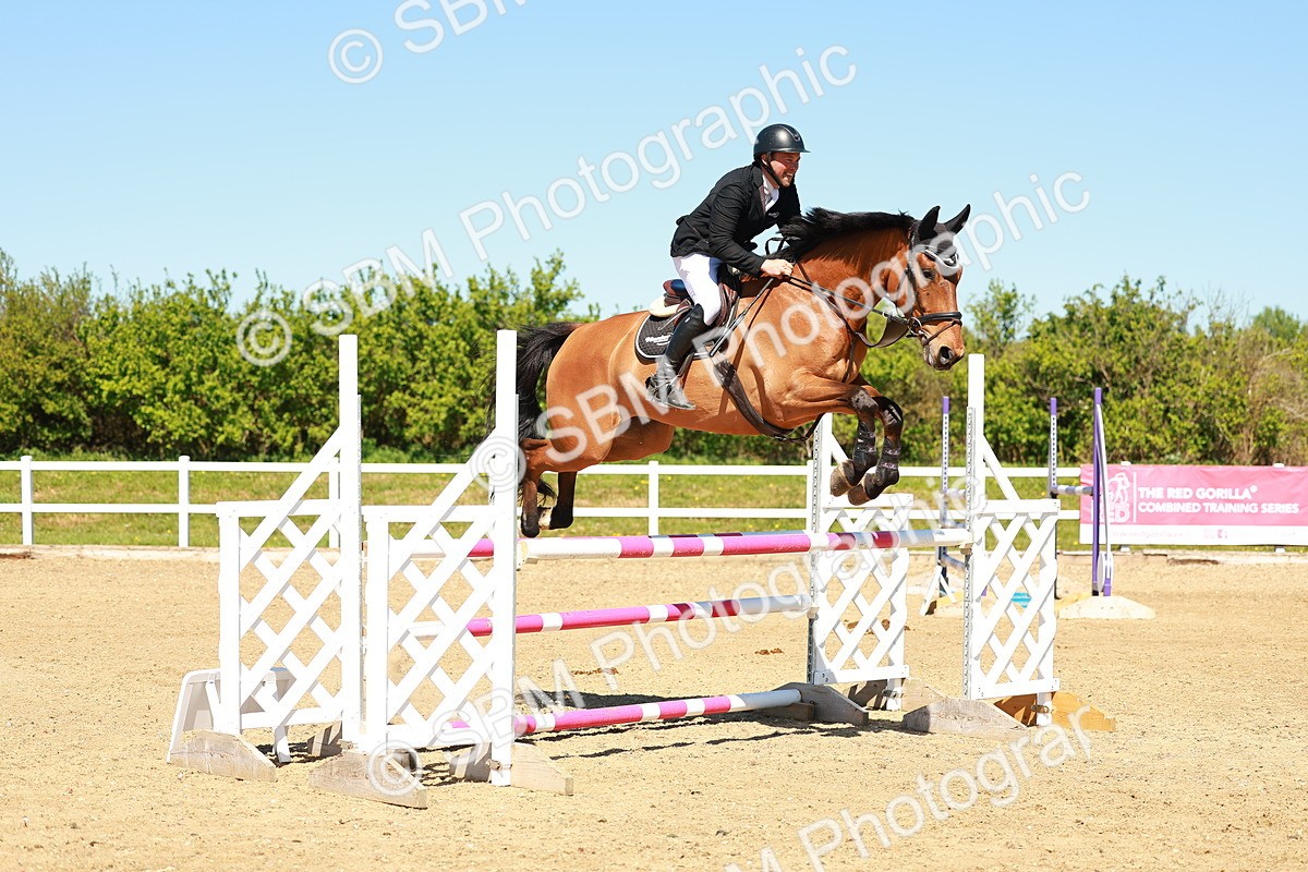 SBM_001473 - Class 4 - Senior Newcomers 1.10m