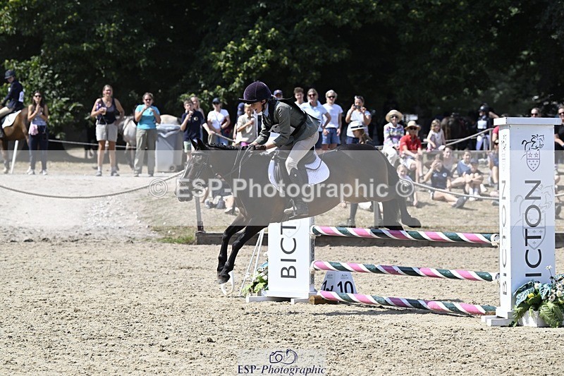 250823A-132617-30452 - PC70 Jump Off