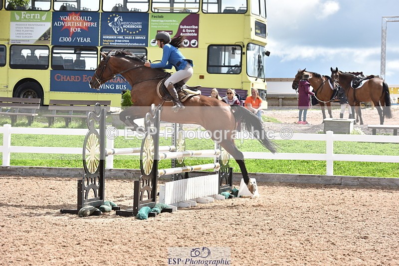 230806A-111540-01372 - Cls 17 Snr Discovery & 1m Open