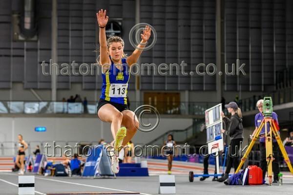 AgeInd25SUN-912370 - Field Female