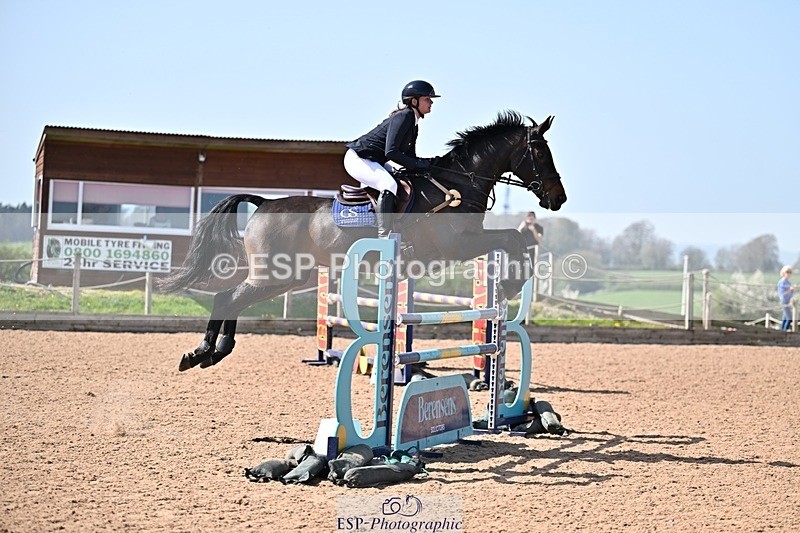 260408-142412-00898 - Cls 5 Newcomers and 1.10m Open