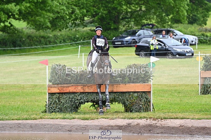 250524A-122010-10161 - B-319-Ali.Wilkes-JAZZ.ROOS