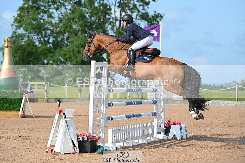 230721A-091230-04892 - Cls 2, 2 Star Small 1.30m