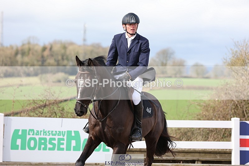 240223A-115910-01035 - Cls 4 Snr 1.05m Open