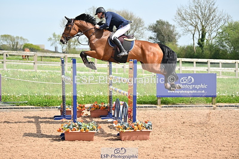 240510A-143449-08086 - Cls 23 Talent Seeker Inc 7yr old 14.10 to Finish