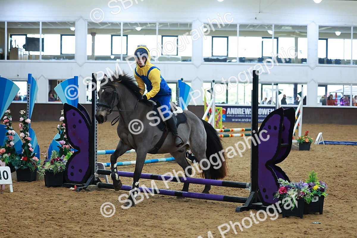 SBM_002226 - Class 3 - Horse & Hound (60cm)