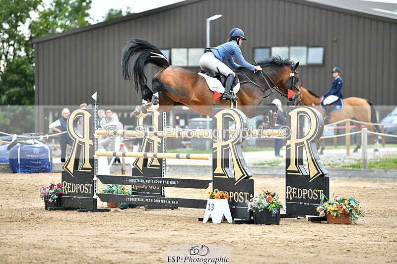 230720A-154732-04039 - Cls 9, 2 Star Big 1.40m Start to break