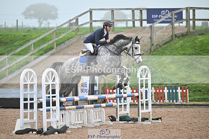 241103A-102359-06629 - SUN Cls 18 British Novice and 90cm Open