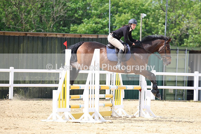 3E7A8730 - Class 4: Senior British Novice/90cm open