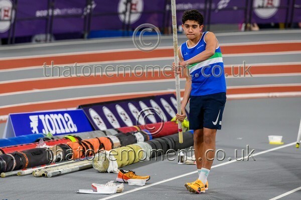 SenInd26-919708 - Field Male