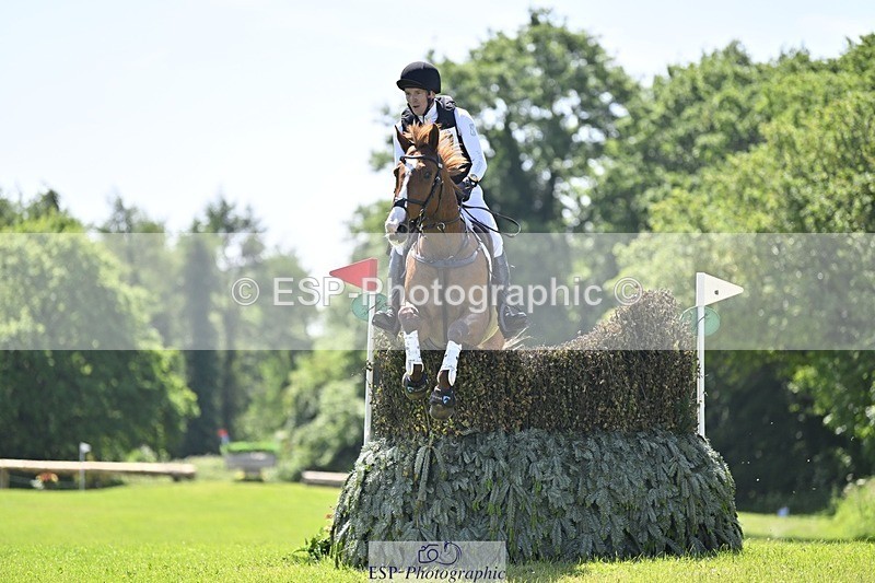 240525-113652-13067 - 357-OUGHTERARD_QUALITY-John_Westmore