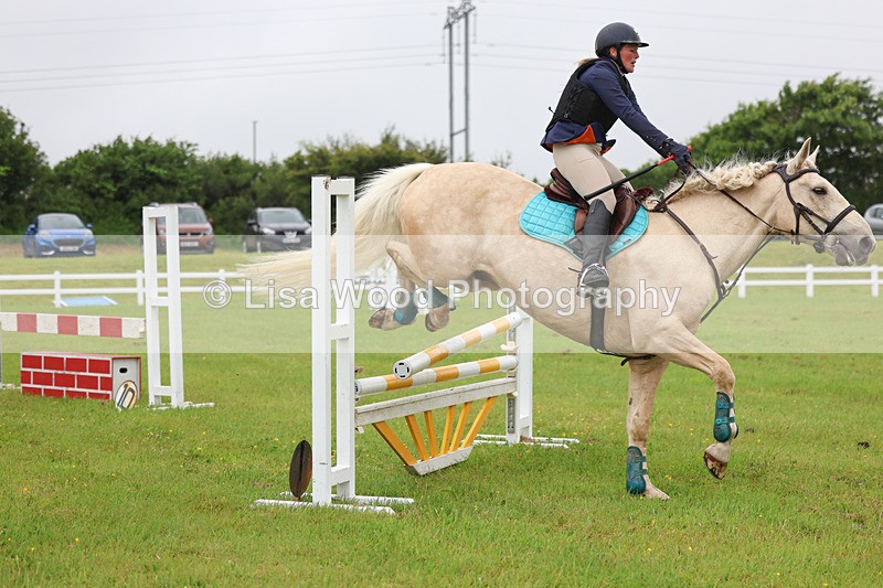 3E7A6124 - Class 5: Senior 80cm