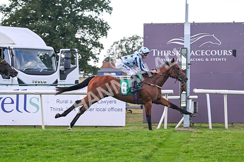 150825-Race 2-Hasbro Market-2552 - Race 2