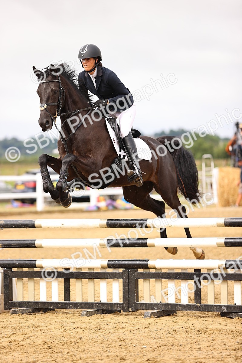 SBM_012697 - Class 13 - Senior British Novice - 90cm Open