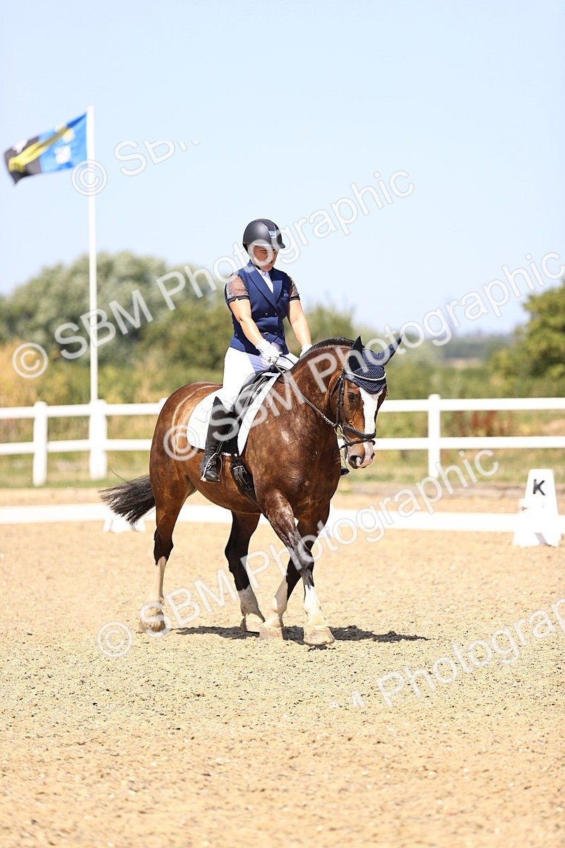 SBM_010654 - Novice 5 - 11.20-12.23