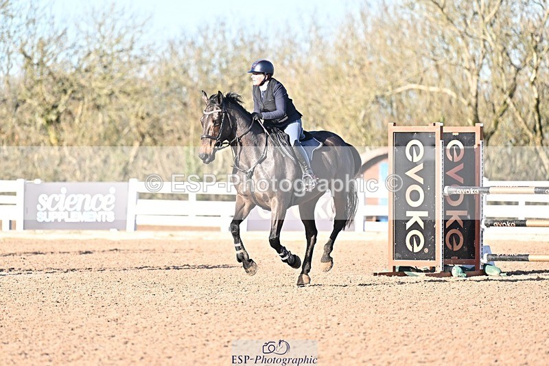 251203-125224-00551 - Cls 4 Newcomers and 1.10m Open