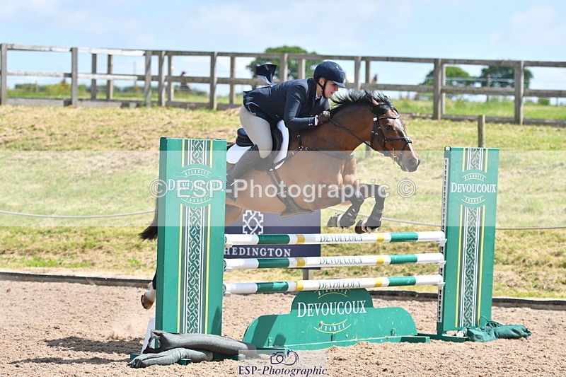 240609A-111545-04473 - Cls 17 Snr 1.05m Open