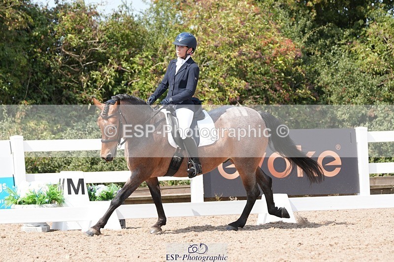 250817-125202-09479 - 177-Joanne.PengellyAshfield.Bob