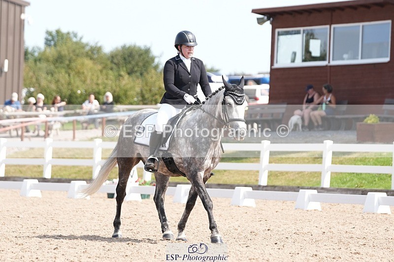 250817-120136-08965 - 059-Michelle.HardymanWalstead.Jack.Daniels