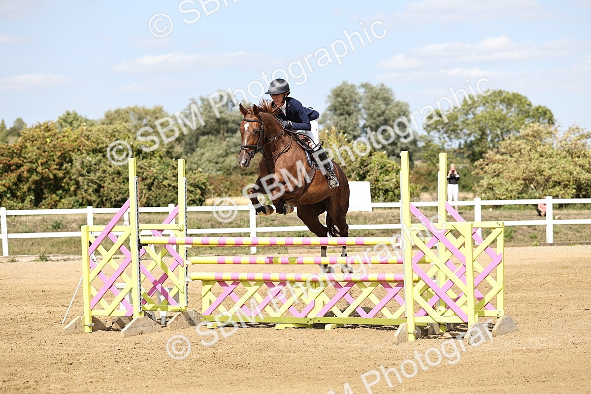 SBM_005144 - Class 6 = Senior Newcomers - 1.10m Open