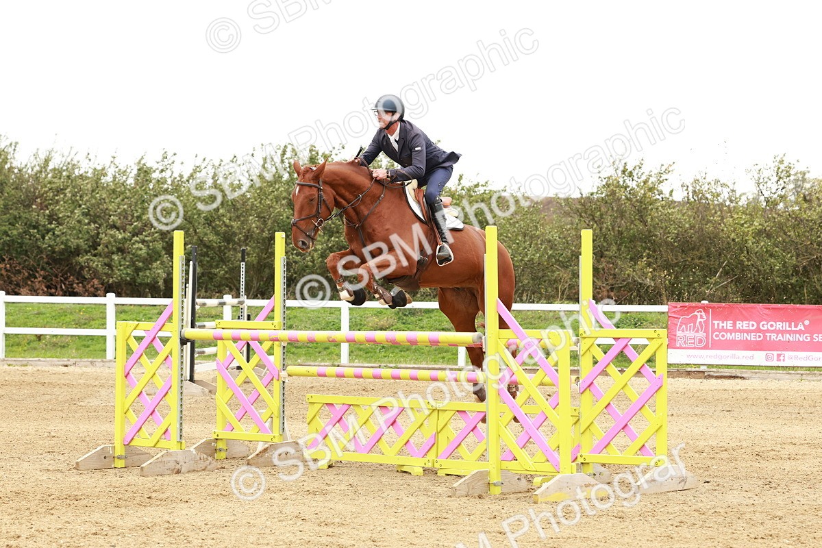 1I0A8084 - Class 5 - Senior Foxhunter 1.20m