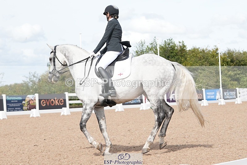 250906-123923-02416 - 072-Jan.ChoppingSeal