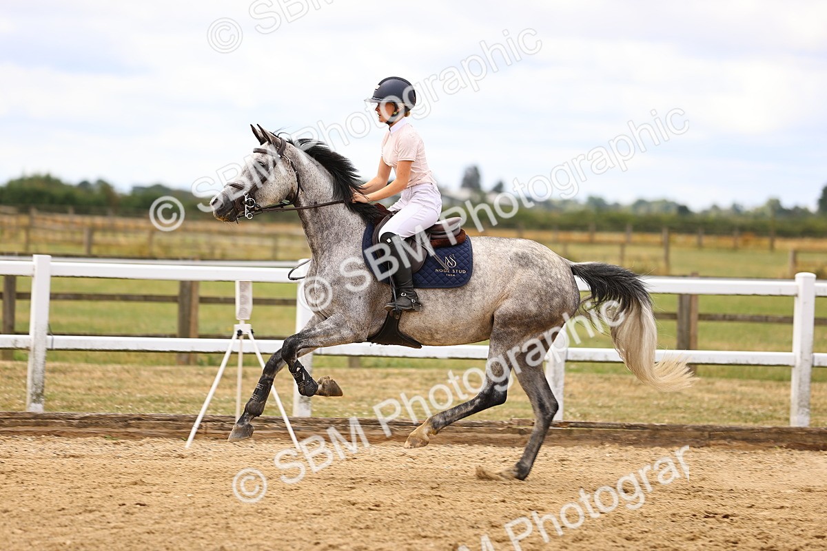 SBM_013454 - Class 14 - Senior Discovery - 1.00m Open