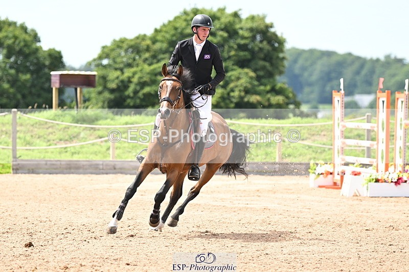 240718A-141138-05914 - Cls 33, YH 7 Yr Olds 1.30m