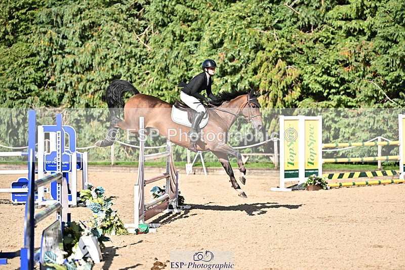 260906A-162802-04697 - Cls 24 Snr Foxhunter