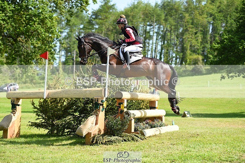 230527-102840-08564 - 254-PURE_TRENDSETTER-Ellie_Fredericks-XC