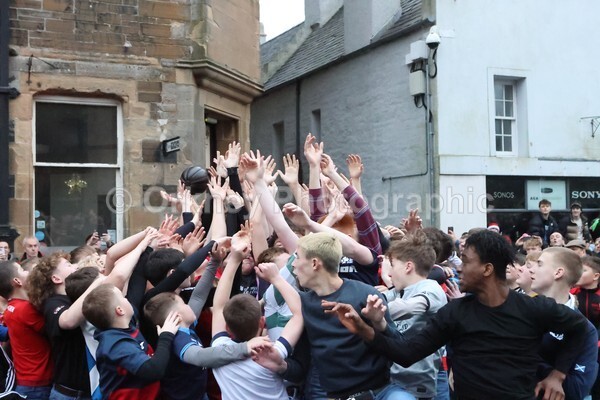 AA075596 - Christmas Boys Ba'