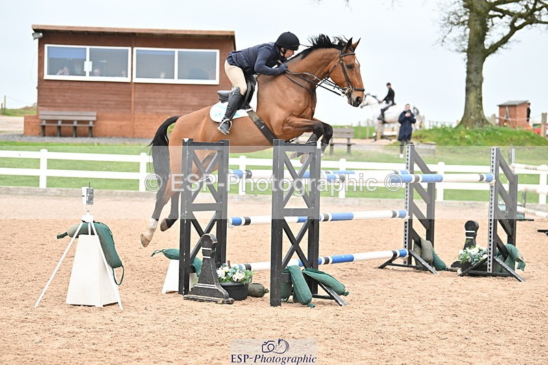 240406A-154523-04217 - Cls 17 National 1.30m Open