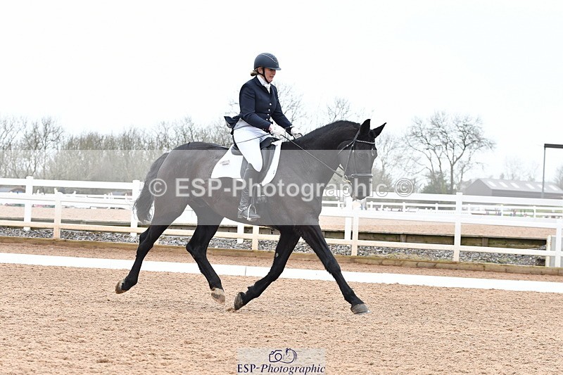 240121A-104025-00454 - Cls 5 Novice 37A