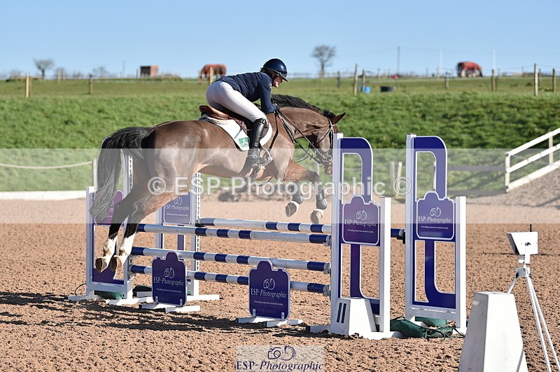 240306A-101122-00719 - Cls 1 British Novice and 90cm Open