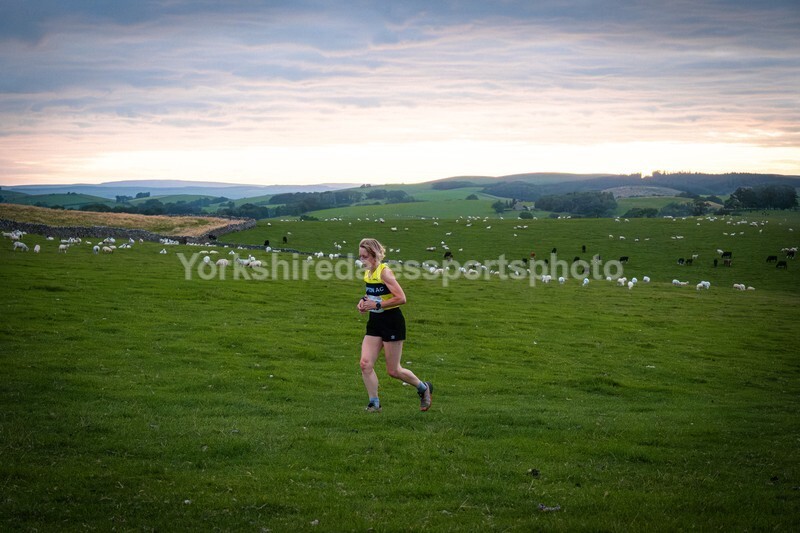 DSCF4401 - Eshton Moor  - Wharfedale Harriers
