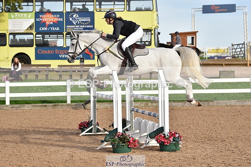 231015A-161048-09249 - Cls 27 1.10m Amateur Q 2nd R