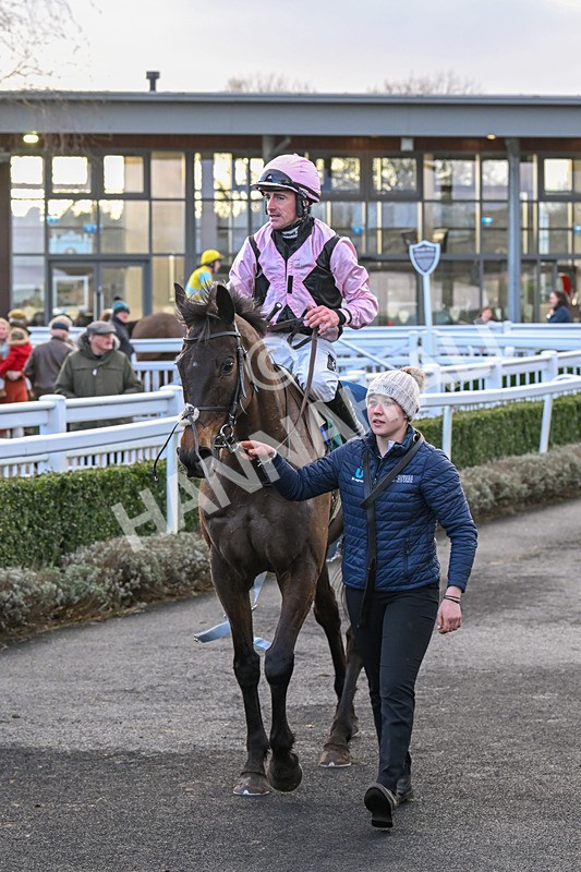 270224-Race 5-Twoshotsoftequila-3800 - Race 5