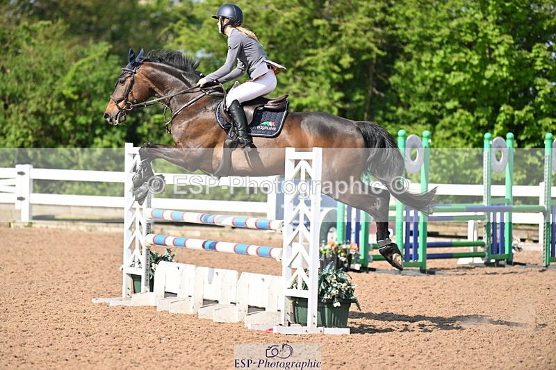 240509A-100729-00359 - Cls 1 British Novice and 90cm Open