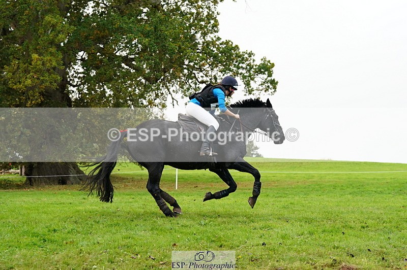 251025A-132938-20624 - F-470-Hannah.Cliffe