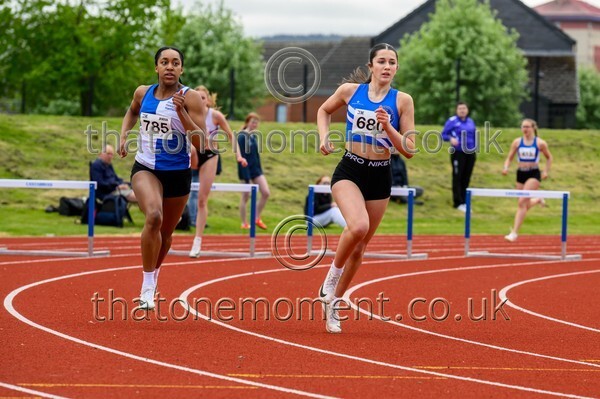 Natopener26-918610 - Track Female