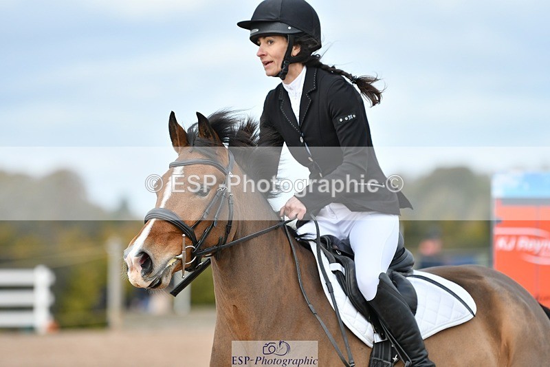 251026-105426-02167 - Cls 21+22 70cm Club and Schools