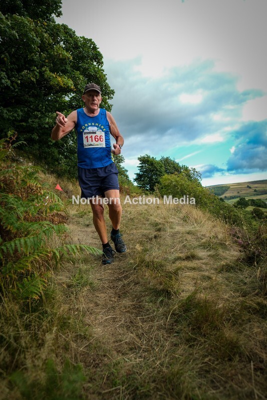 DSCF5541 - Reeth Fell race seniors