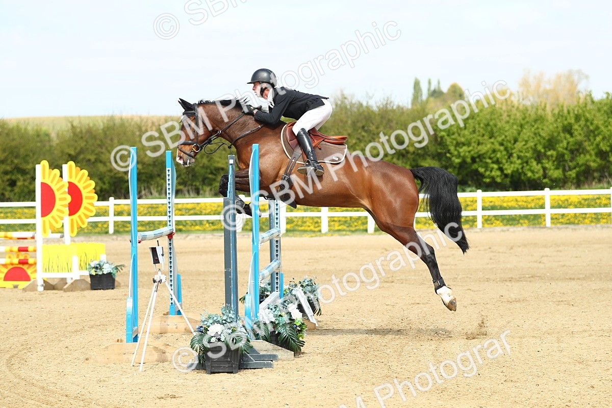 SBM_001256 - Class 5 - Senior Foxhunter 1.20m