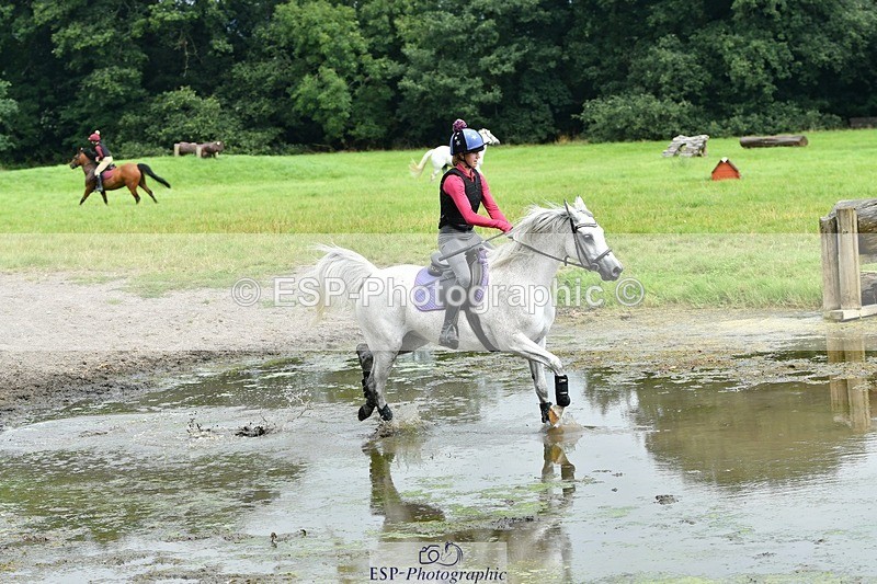 230817-132247-00964 - Theo's 1st Group - XC