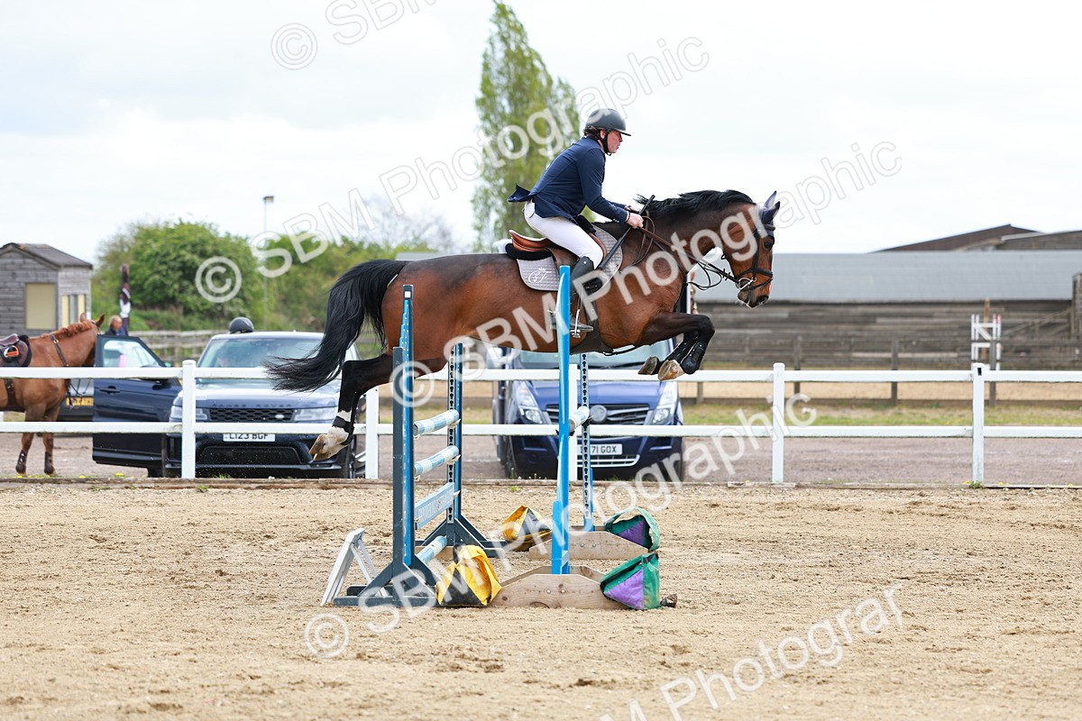 SBM_002520 - Class 10 - Senior Newcomers - 1.10m
