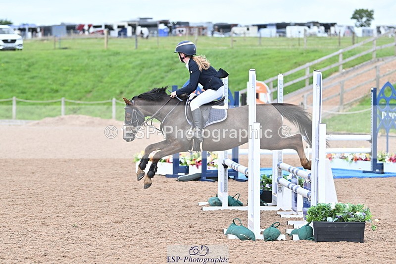 240628A-162028-01443 - Cls 5 Stepping Stones 128cm + 138cm